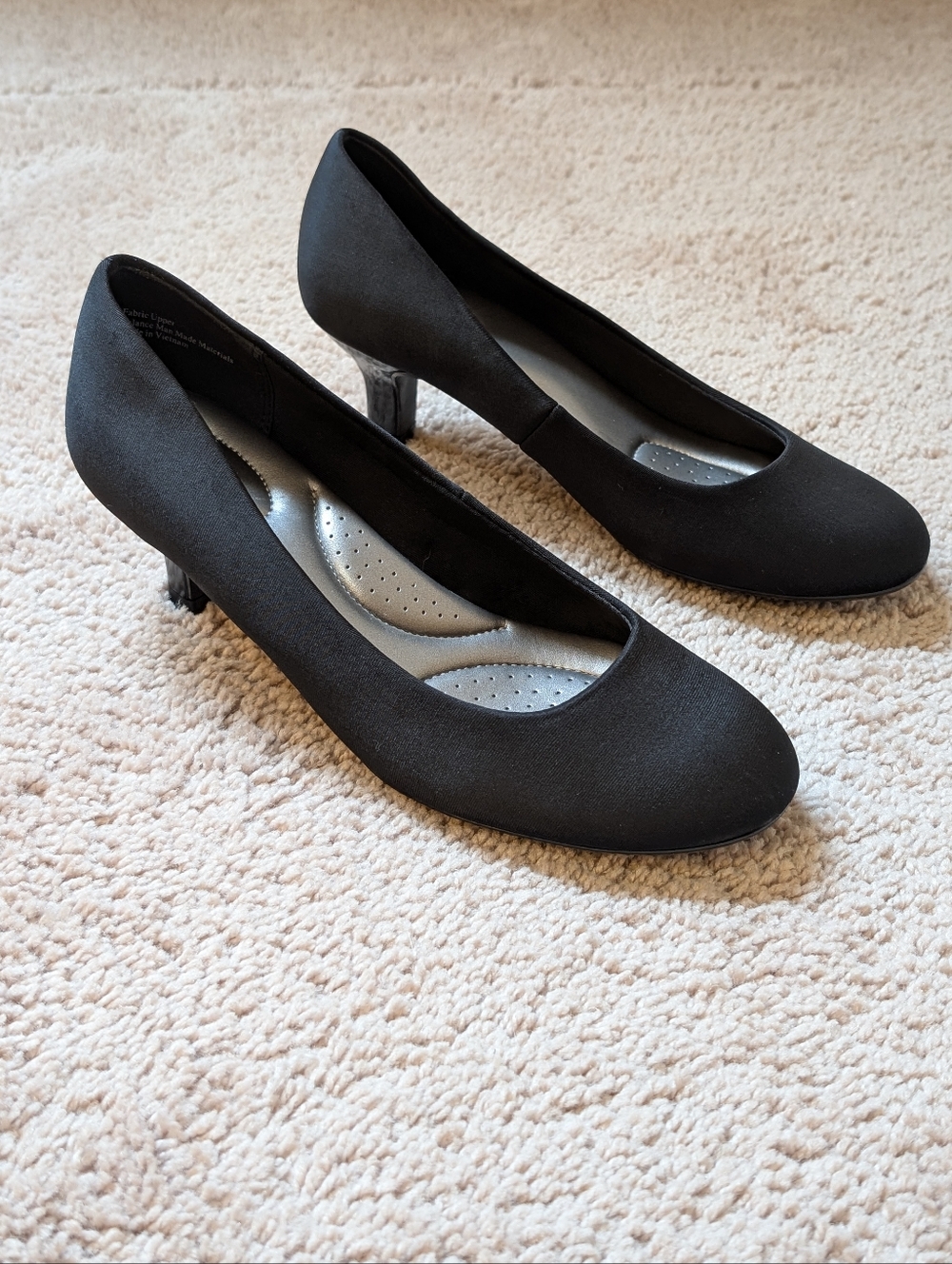 Abella Black Fabric Low Heel Pumps Size 7.5